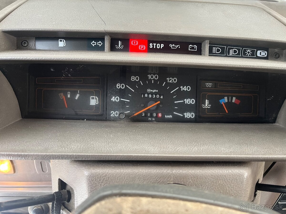 peugeot 305 - 4
