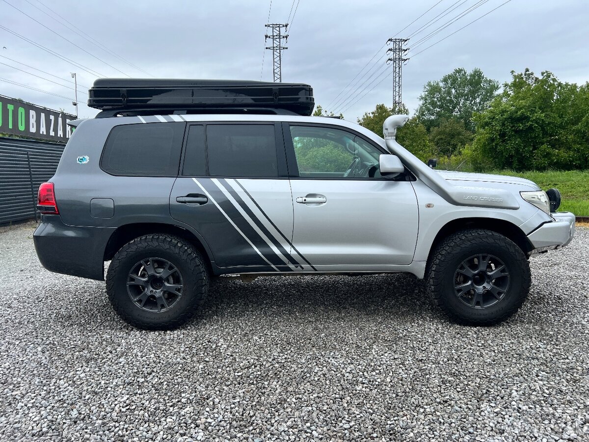Toyota Landcruiser 200 4.5D