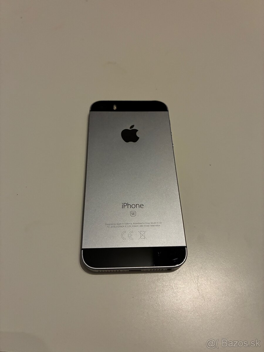iPhone SE (2016) Space Gray 32GB - 4