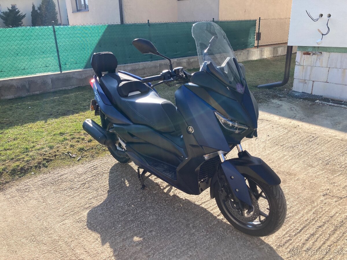 Yamaha X-MAX - 4