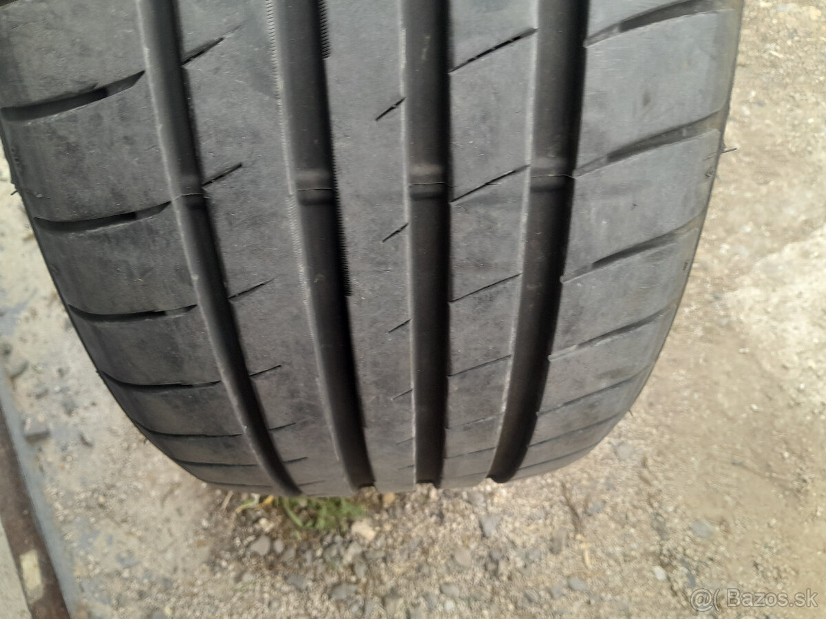 R19 245/35 letne - 4