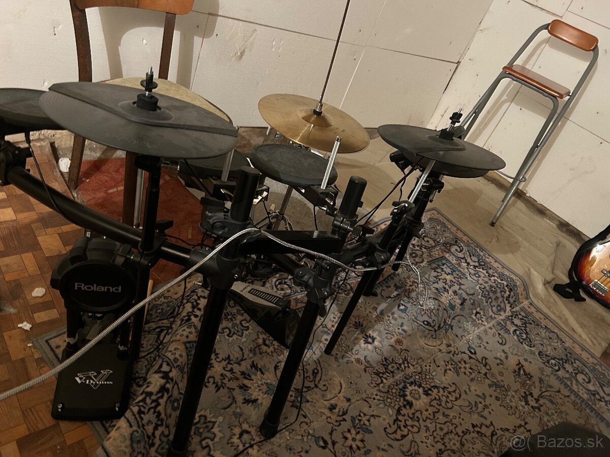 Roland dt11 - 4