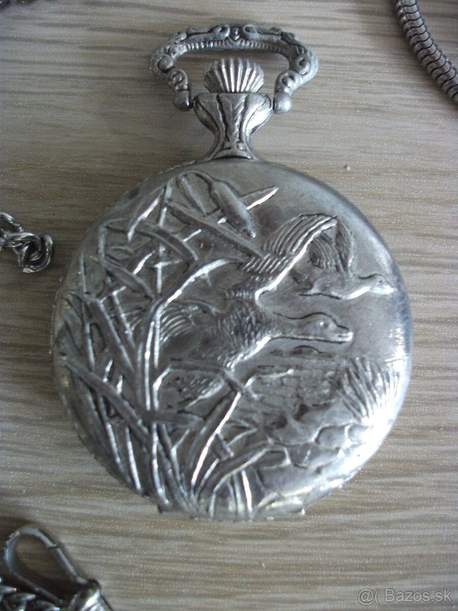 Predám hodinky-cibule polovnícky motív-dovoz Rakúsko. - 4