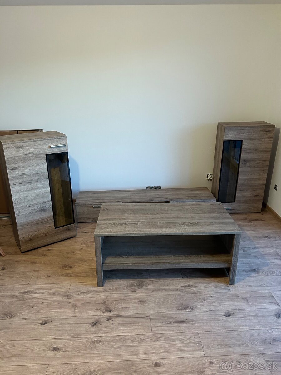 Obývačkova stena+stolik - 4