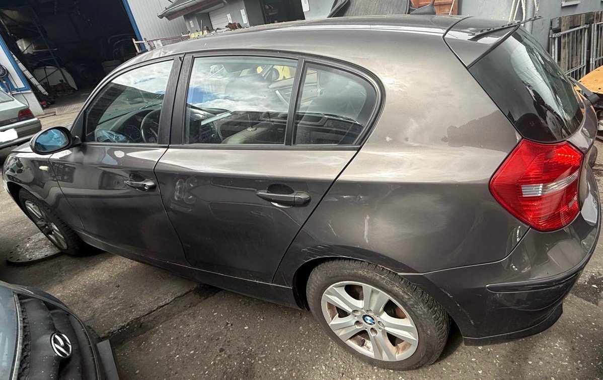 BMW 1 2,0D - 4