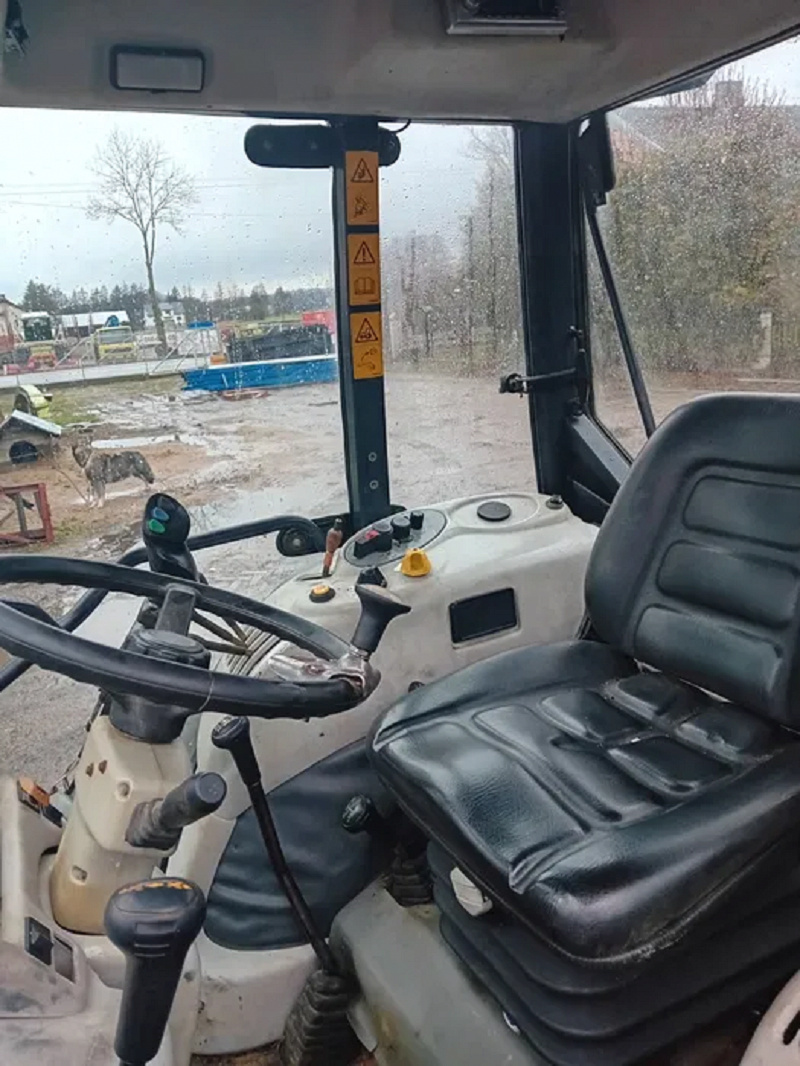 Massey Ferguson 2210 - 4