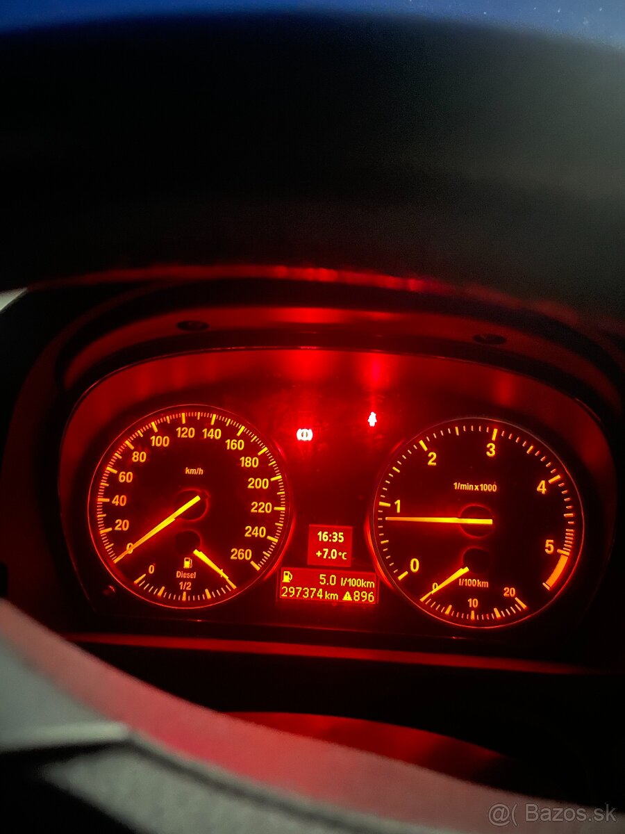 BMW E91 318d Touring - 4