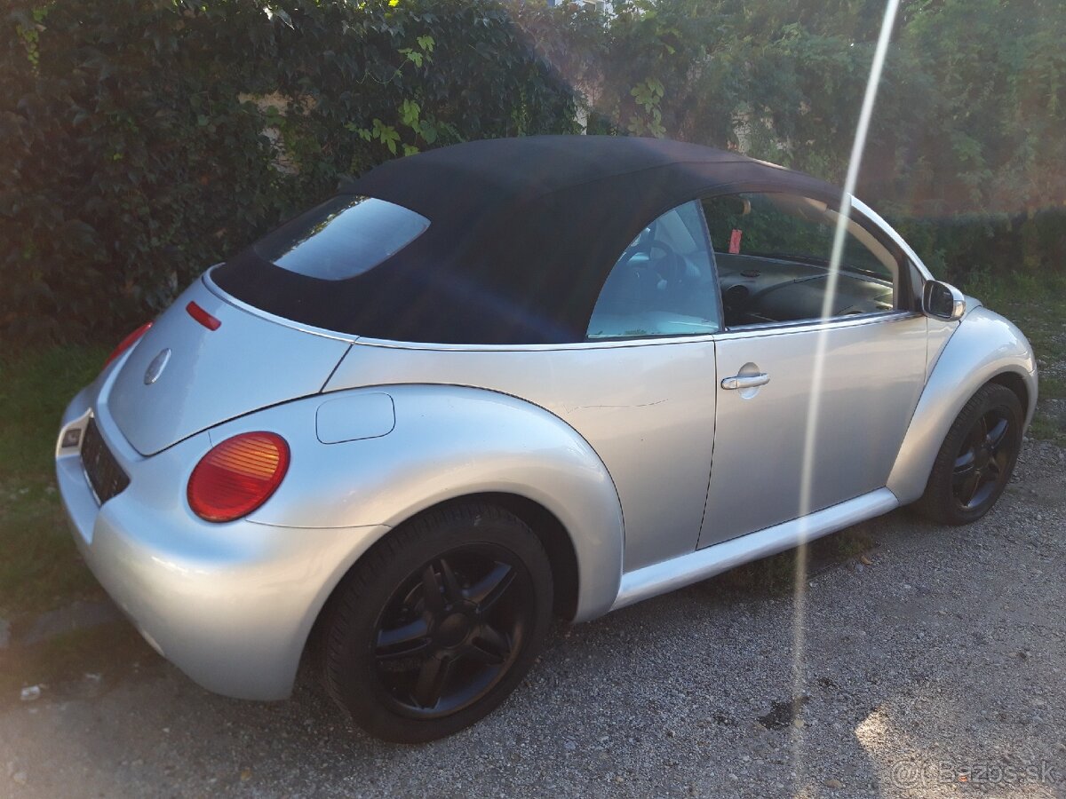 VW-New Beetle Cabrio 2.0Benzin - 4