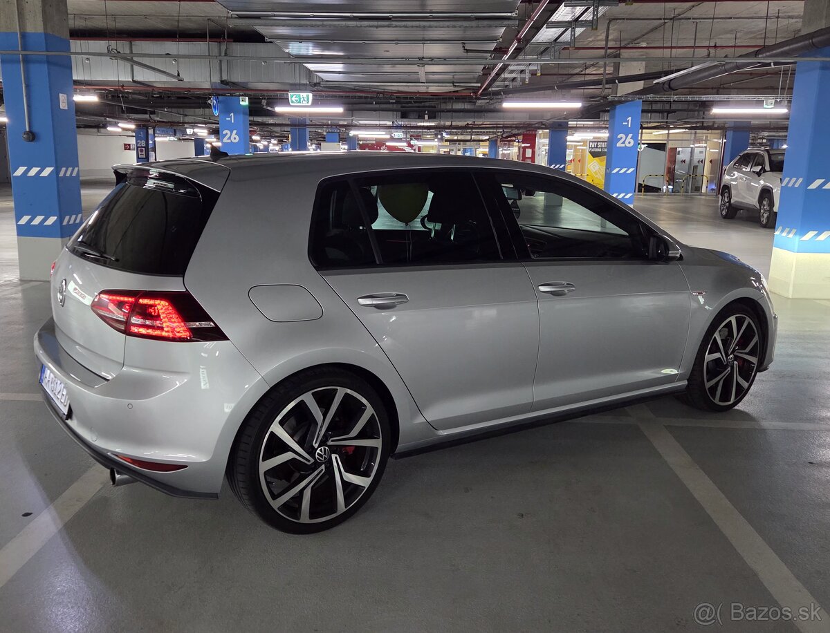 Golf 7 GTI PERFORMENCE - 4