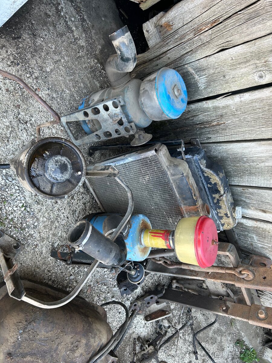 Predám rôzne diely na traktor Zetor major - 4