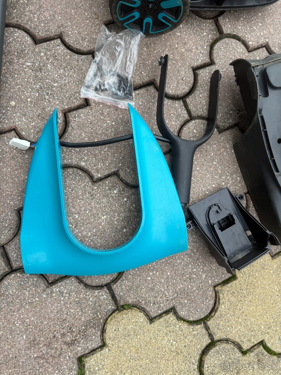 Gardena Aku kosačka HandyMower 22/18 V P4A - 4