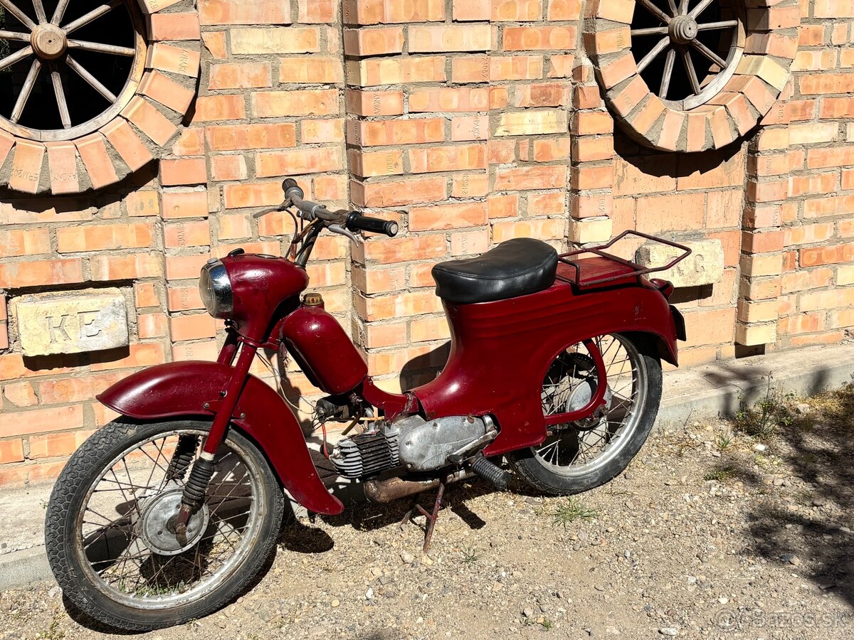 Jawa 555 - 4