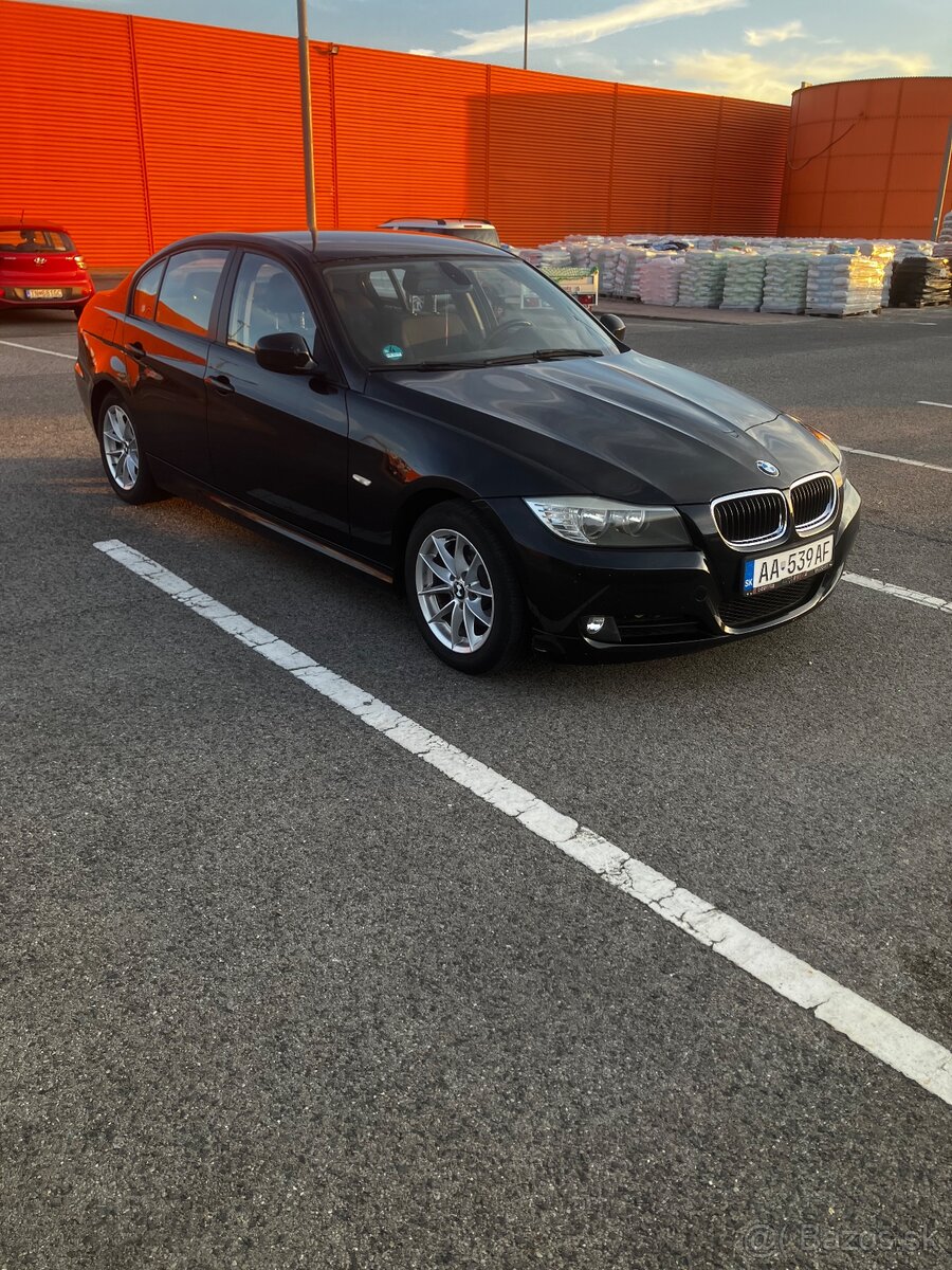 BMW 318i - 4