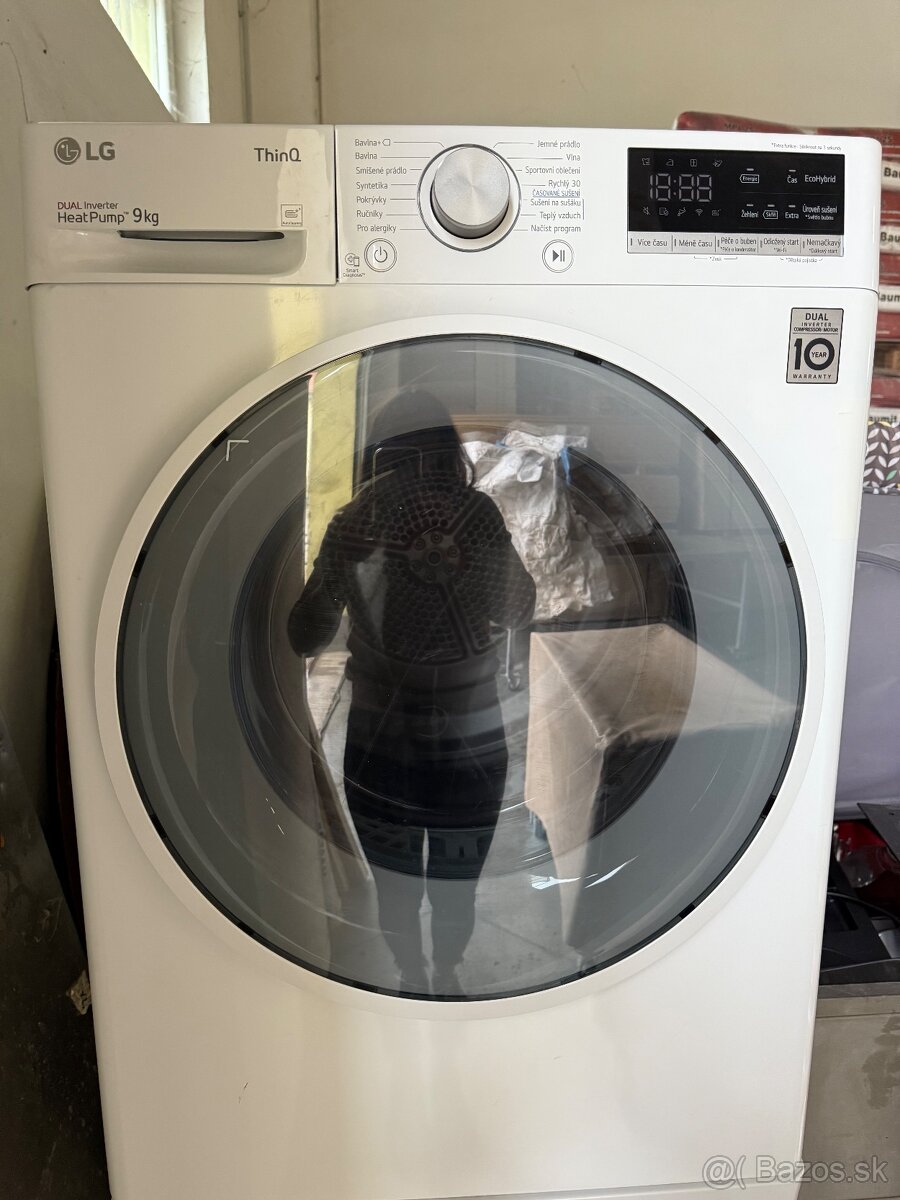 Predám pračku a sušičku LG - 4