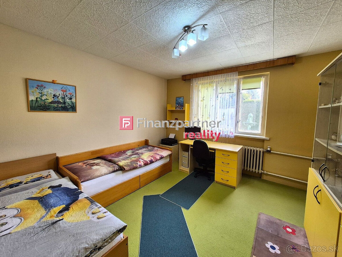 3 izbový dom s veľkým pozemkom v obci Radošina - 4