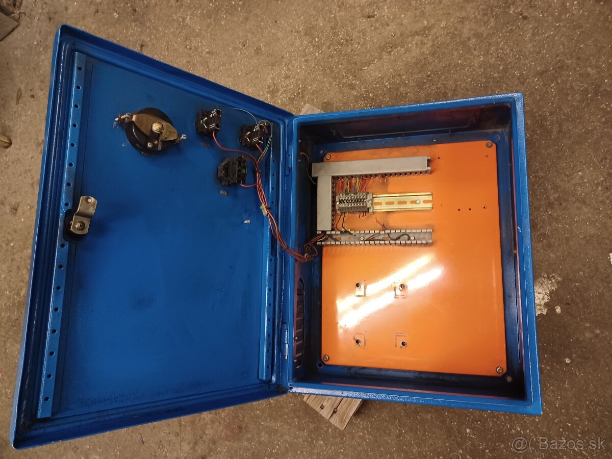 Plechová rozvodna skrina - 4