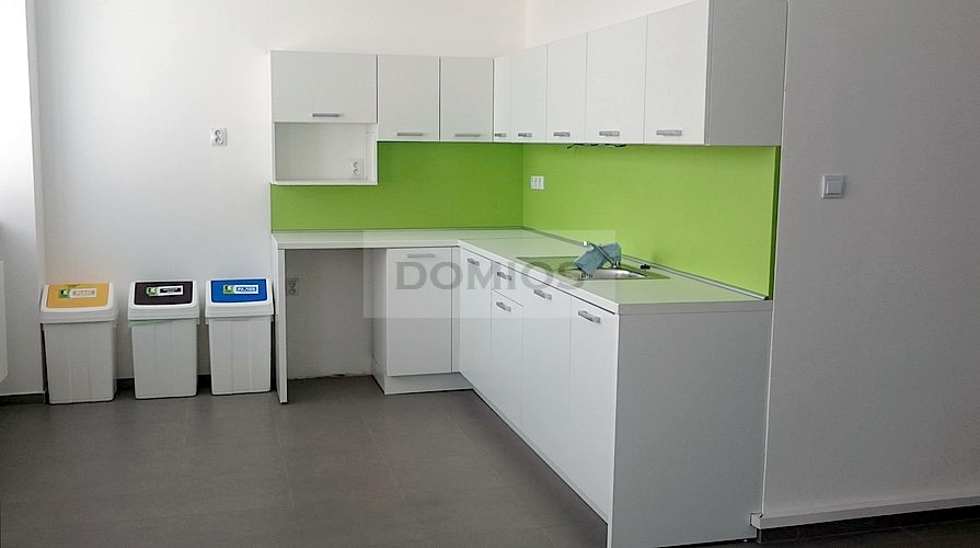 Klim. kancel. celok (252 m2, kuch., 4.p., 6k, parking, KE-J) - 4