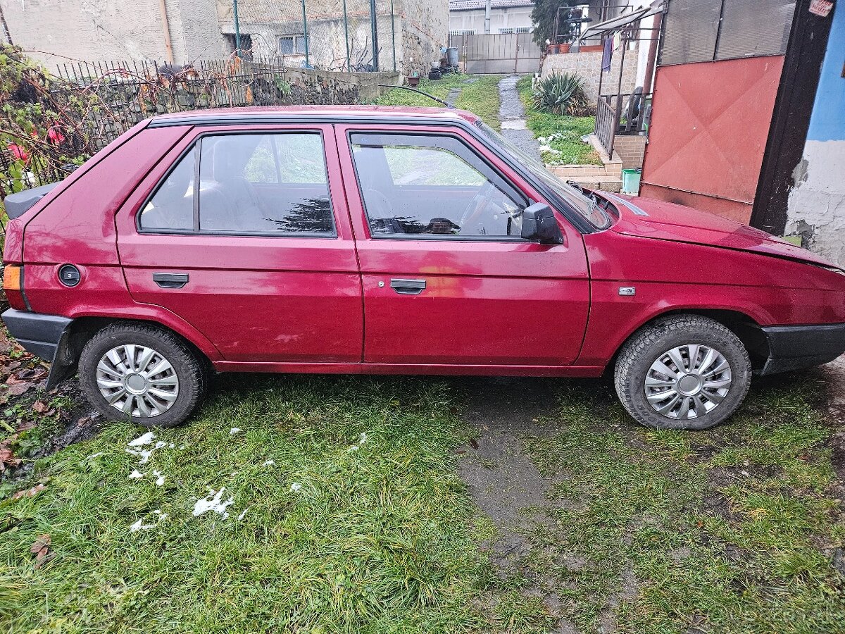 Škoda Favorit 135L - 4