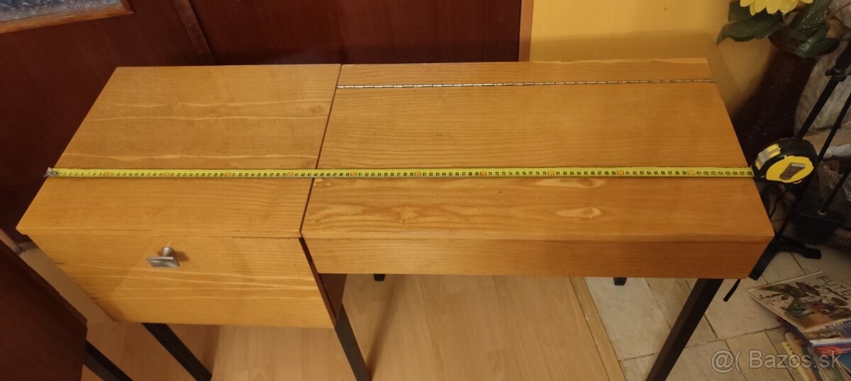 Kozmetický stolík+ nočný stolík - 4