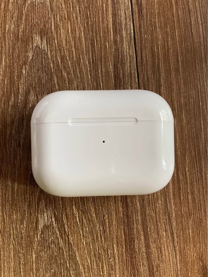 Predám Nové originálne Airpods Pro 2 - 4