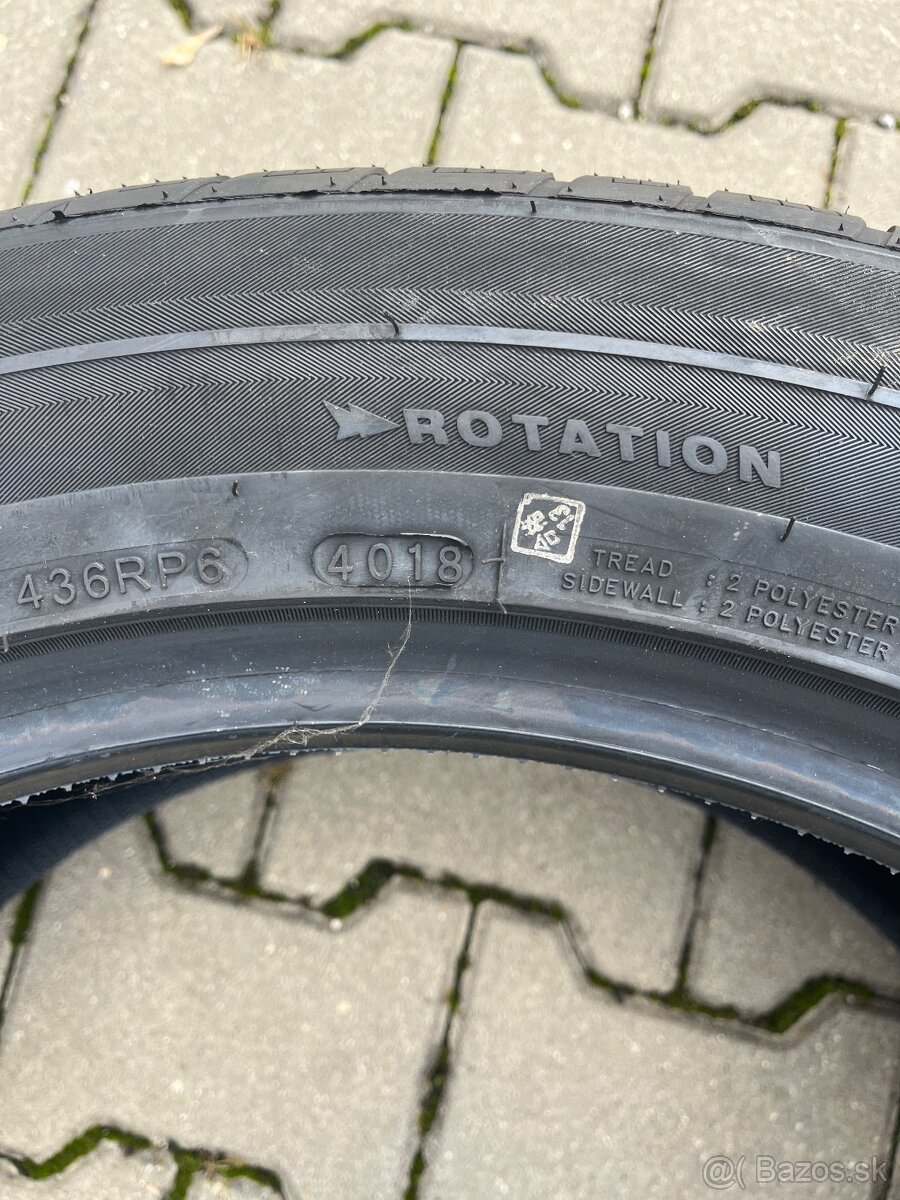 Predám zimné uplne nové 275/50R21 113V - 4