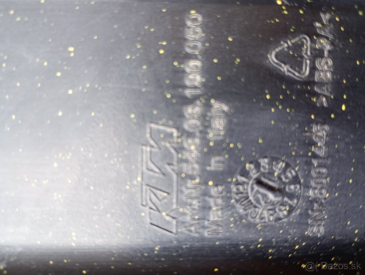 Predám spodný kryt motora na KTM EXC 250-300 2011 číslo diel - 4