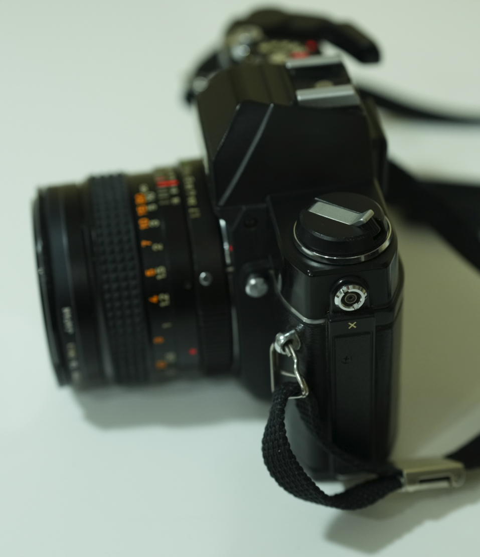 Konica Autoreflex TC + Hexanon 50mm f/1.7 - 4