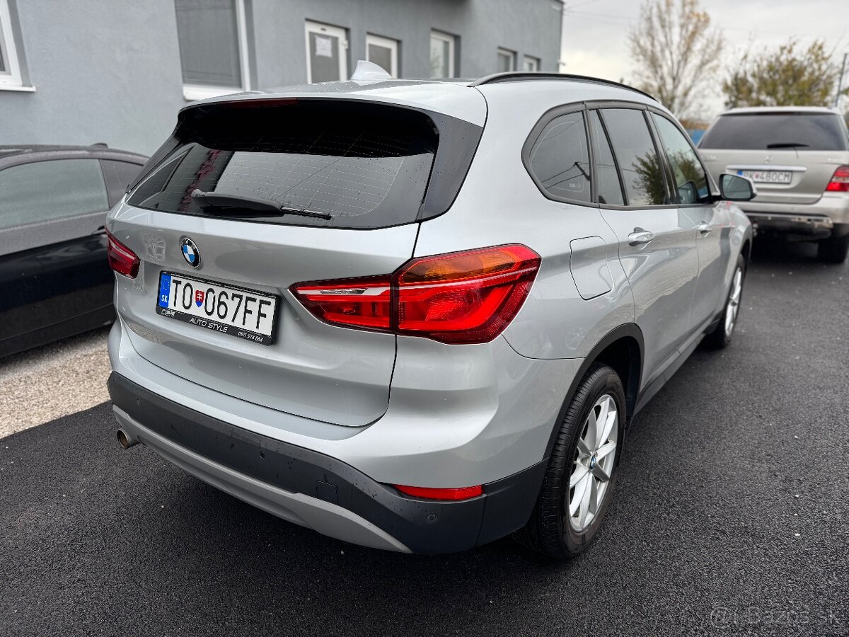 BMW X1 sDrive 18d xLine A/T - 4