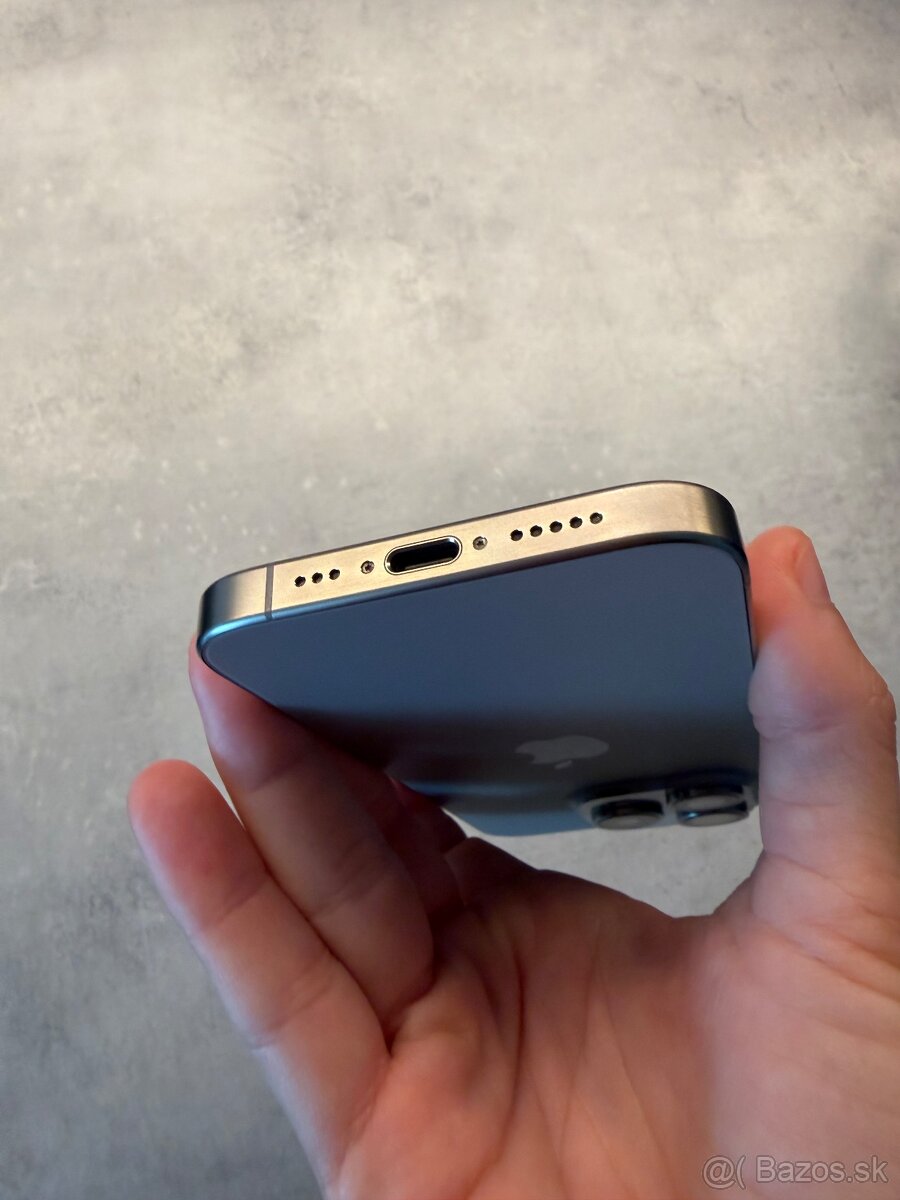 iPhone 15 Pro 128 GB Natural Titanium - 4