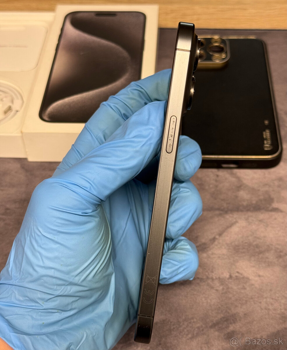 Apple iPhone 15 Pro Max 256 GB Black Titanium / 85% zdravie - 4