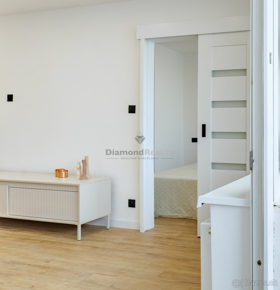 PREDANÝ Na predaj 1,5 izbový byt po rekonštrukcii, Palkovičo - 4