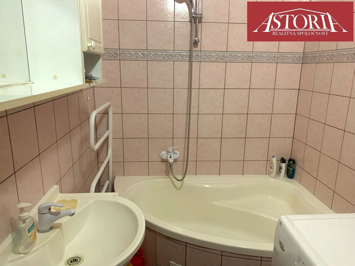 EXKLUZÍVNE 3-izbový veľkometrážny byt - Vrútky TOP - 4