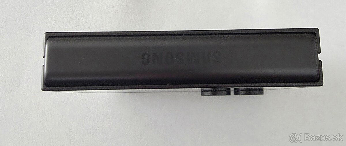 Samsung Galaxy Z Flip6 256 GB – Crafted Black – ako nový - 4