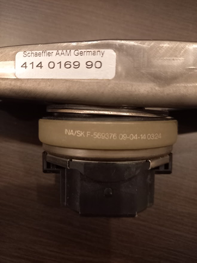 BMW X3 E83 spojkové ložisko-NOVÉ. ORIGINÁL - 4