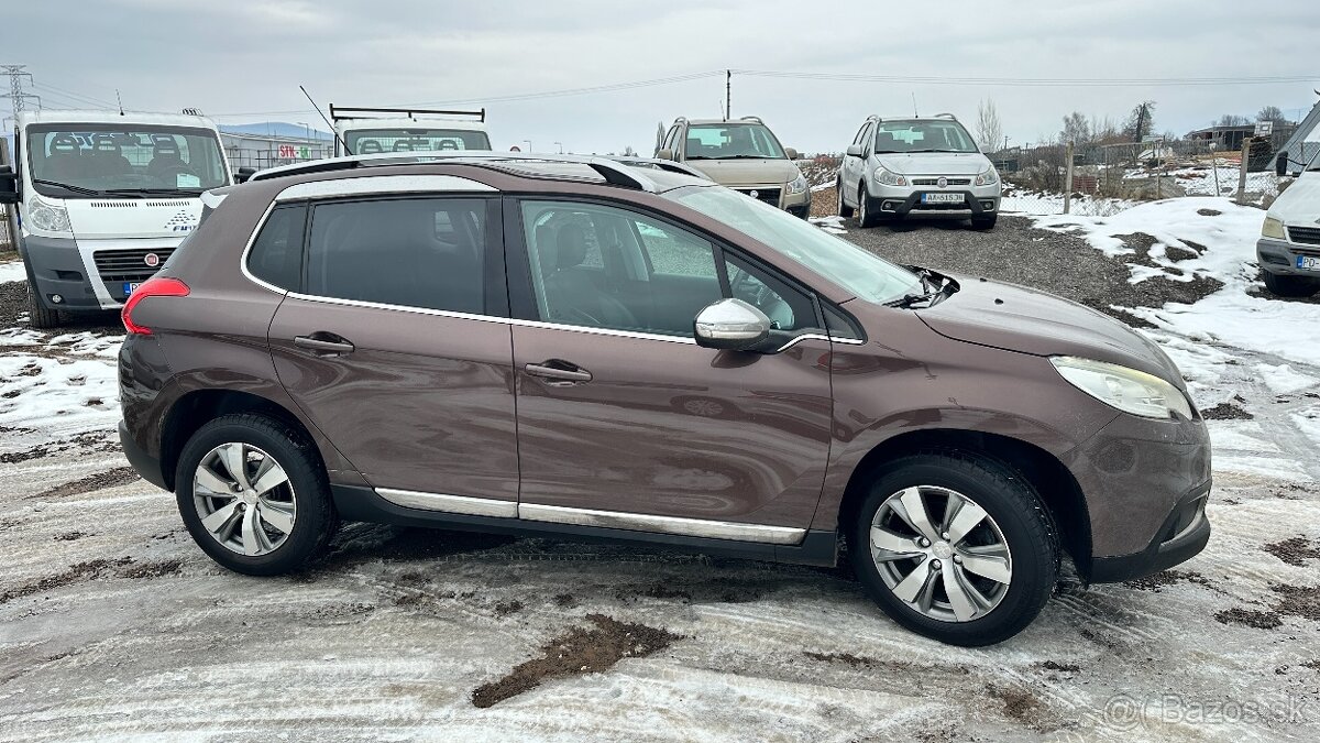 Peugeot 2008 1.6 HDi - 4