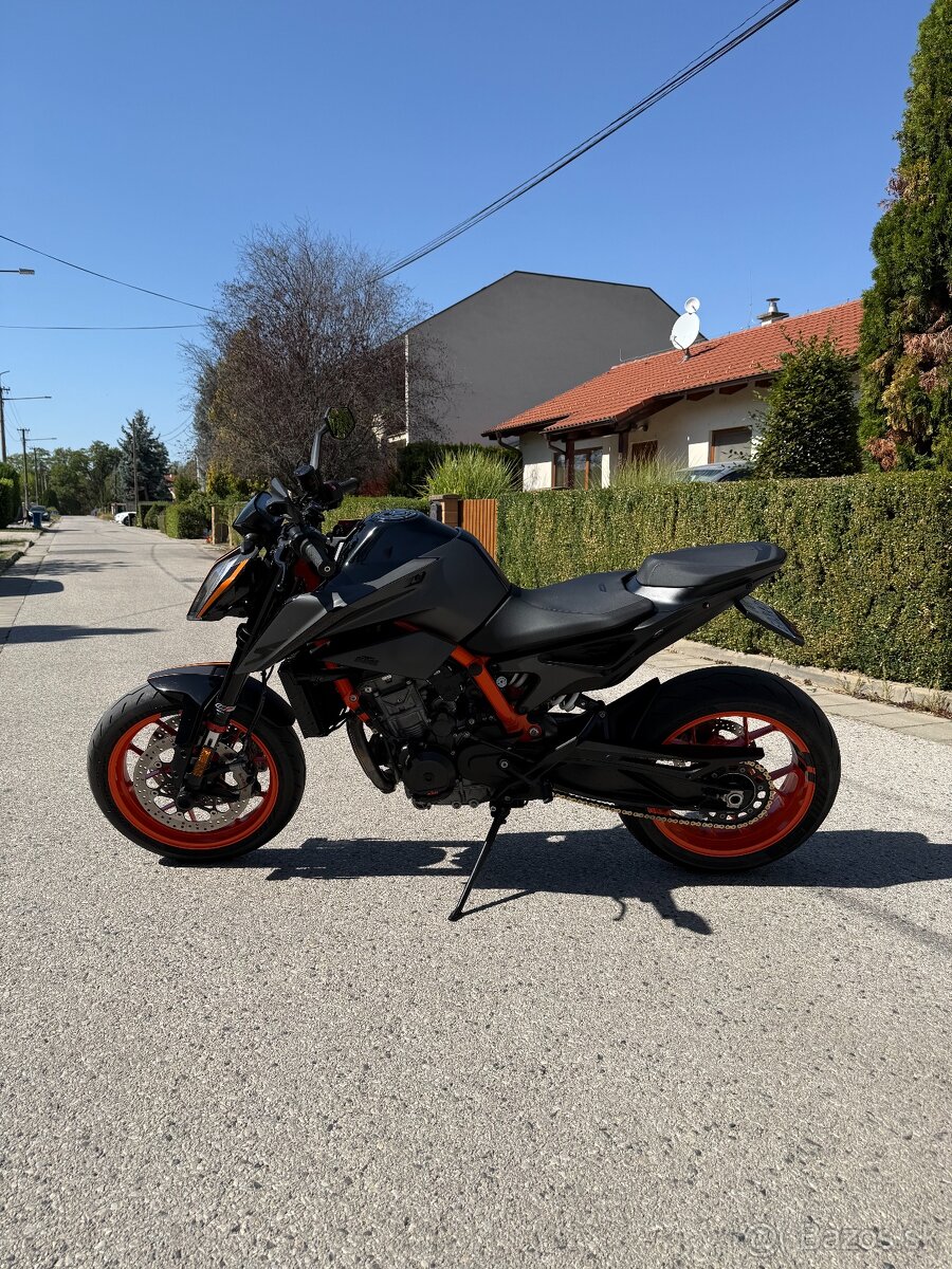 KTM DUKE 890 R (lowside) - 4