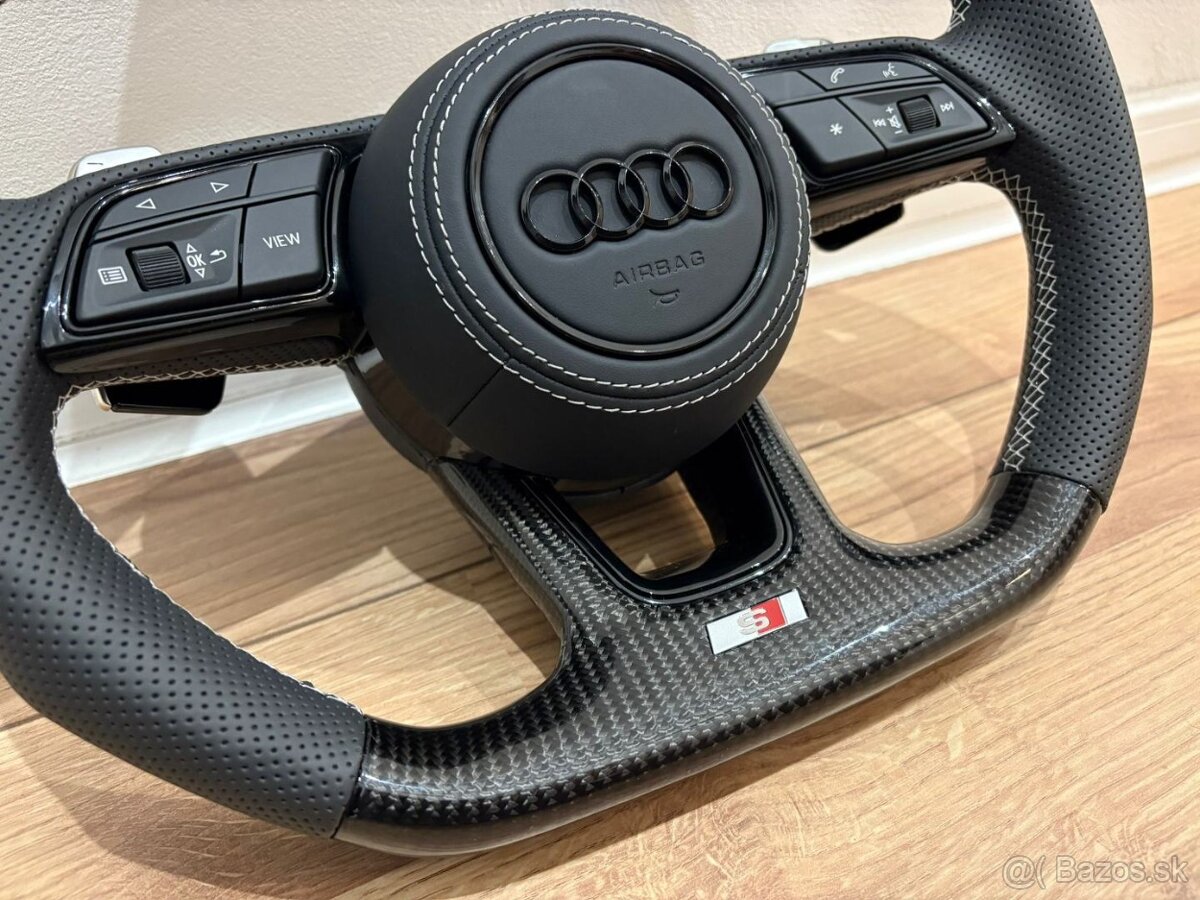 AUDI KARBON ŠPORTOVÝ PERFOROVANÝ ZKOSENY VOLANT - 4