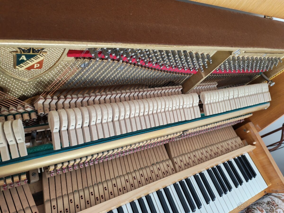 Nepremeškajte Petrof dovoz celá SR - 4