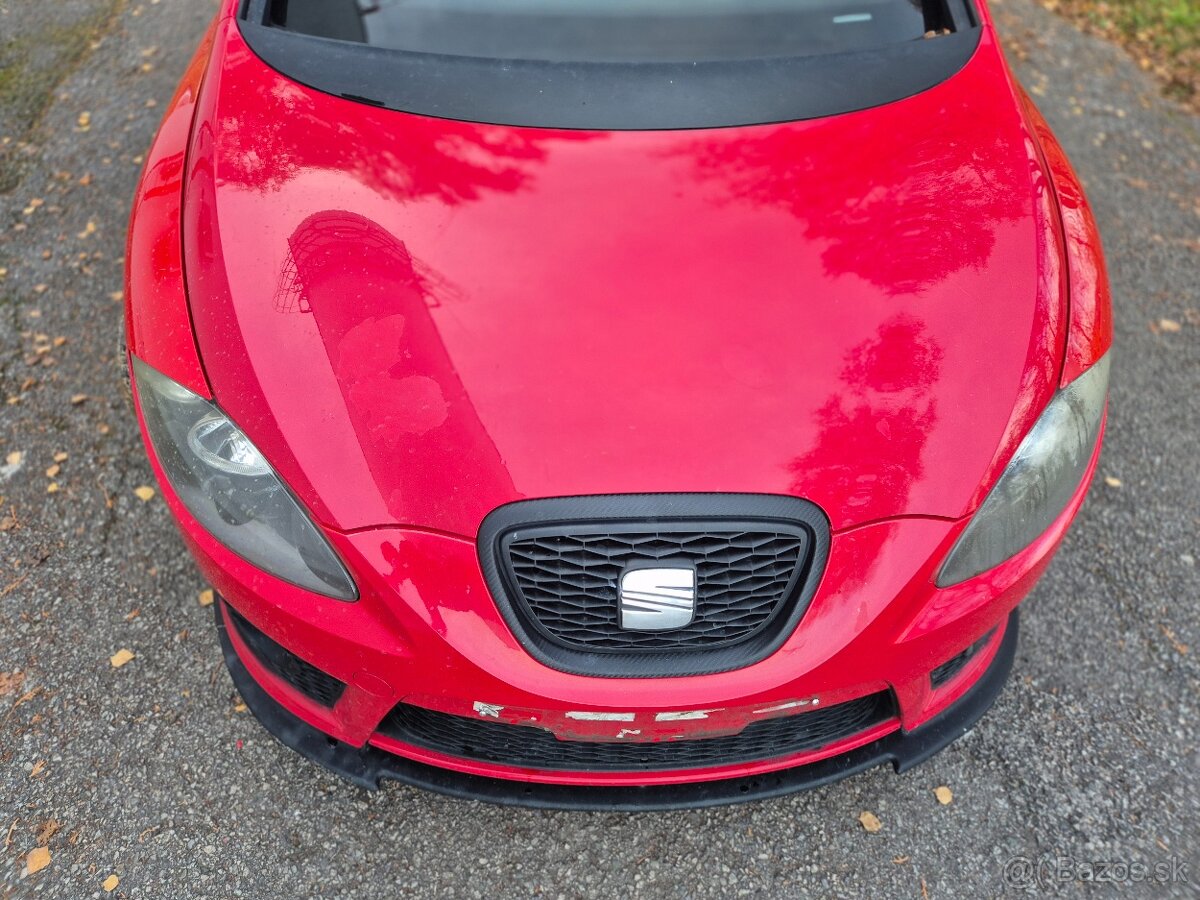 Rozpredám na náhradné diely Seat leon FR - 4