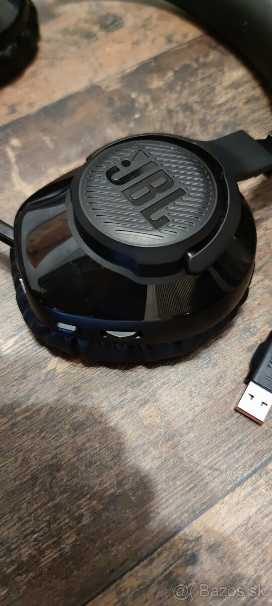jbl quantum 350 - 4