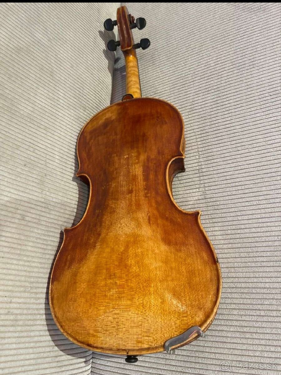 4/4 staré husle - 4