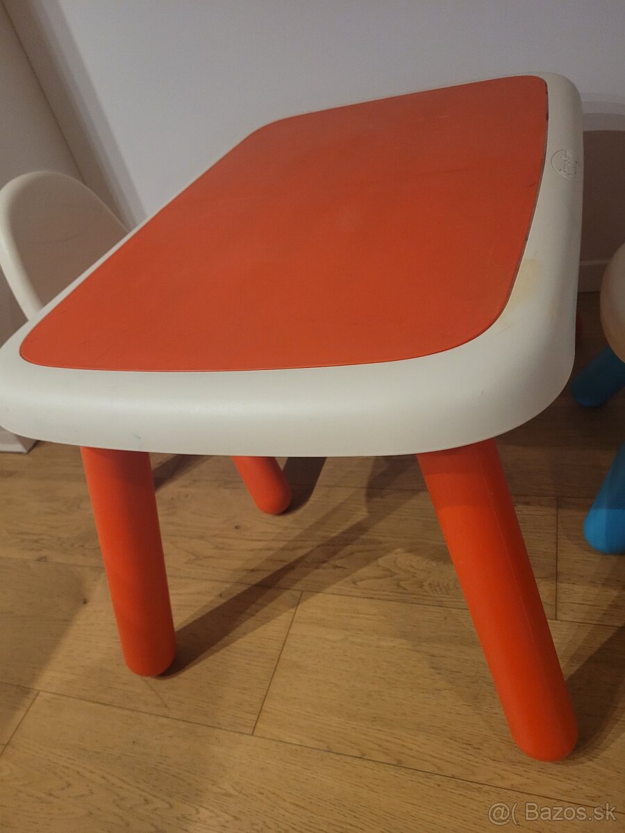 SMOBY set detsky stolik + 2 stolicky - 4
