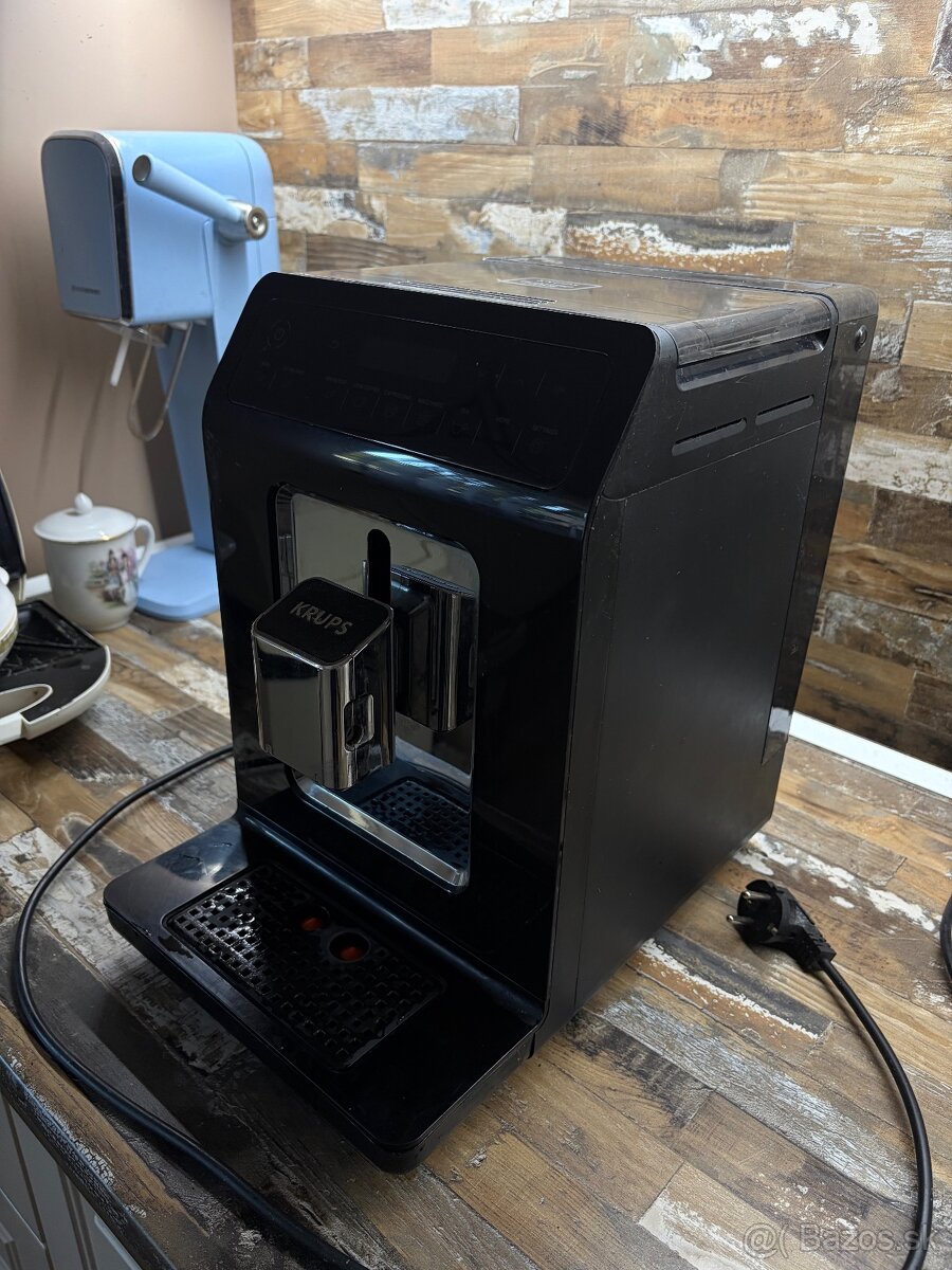 Automaticky kavovar Krups Quattro Force - 4