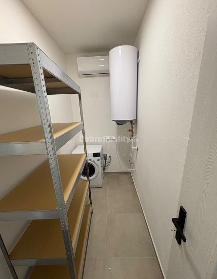 RK Dobré reality prenajíma krásny nový apartmán v Nesvadoch - 4