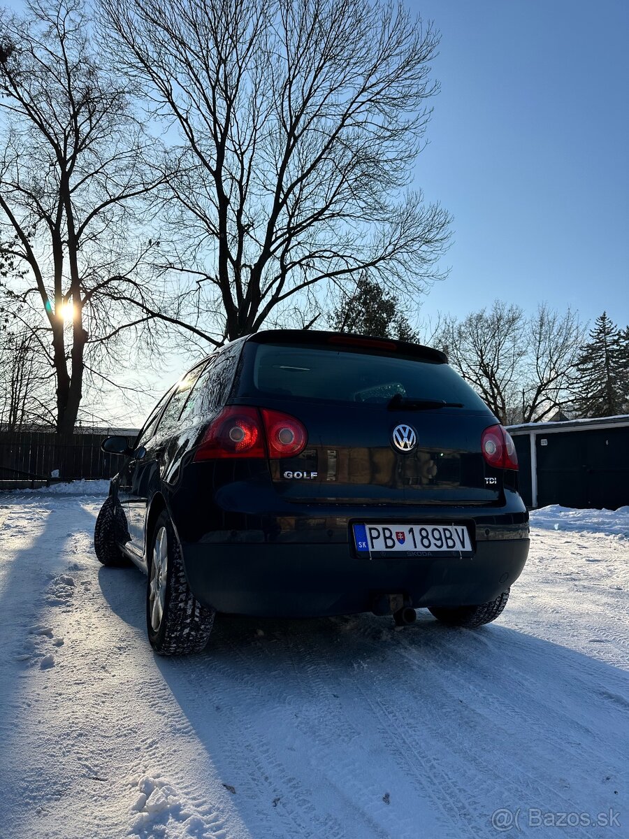 Predám Volkswagen Golf 5 - 4