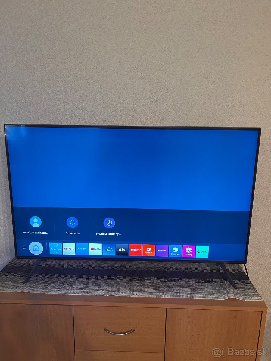 Samsung SMART 4K QLED TV - 4
