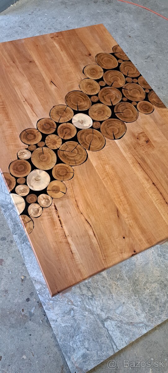 Konferenčný stolík - 4