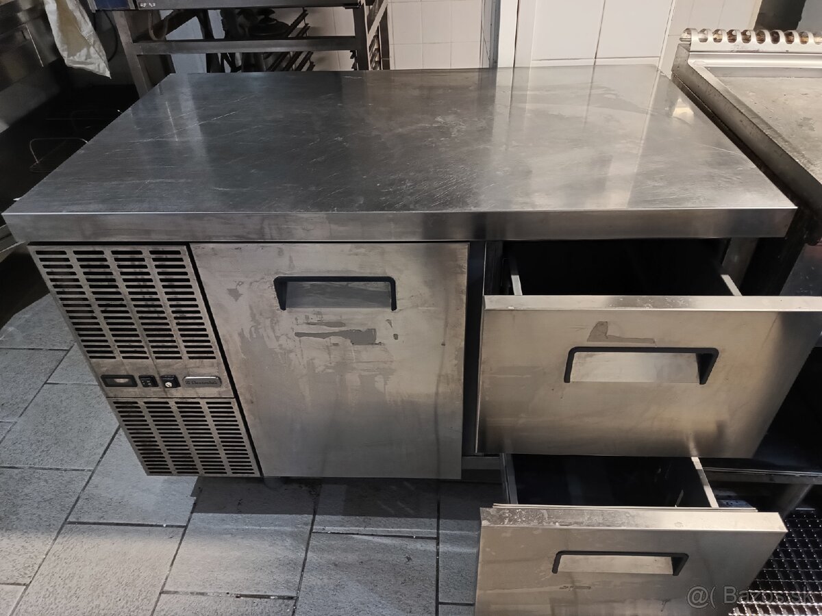 Chladiaci pracovný stôl - 4