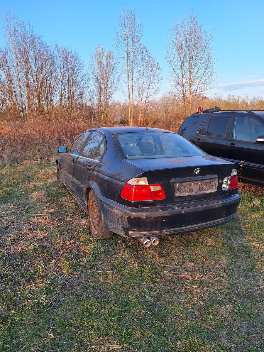 BMW e46 2.5 benzín rozpredám - 4