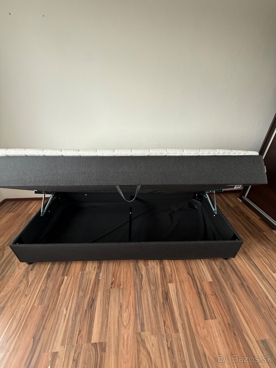 Posteľ 200cm x 90cm - 4
